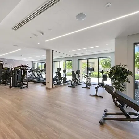 5 Minute Walk To The Fountains! Full Burj Khalifa View! 5-Star Pool & Gym! Apartment Dubai Exterior photo