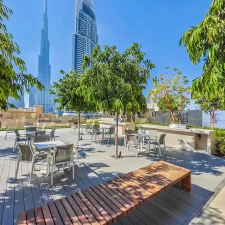 5 Minute Walk To The Fountains! Full Burj Khalifa View! 5-Star Pool & Gym! Apartment Dubai Exterior photo