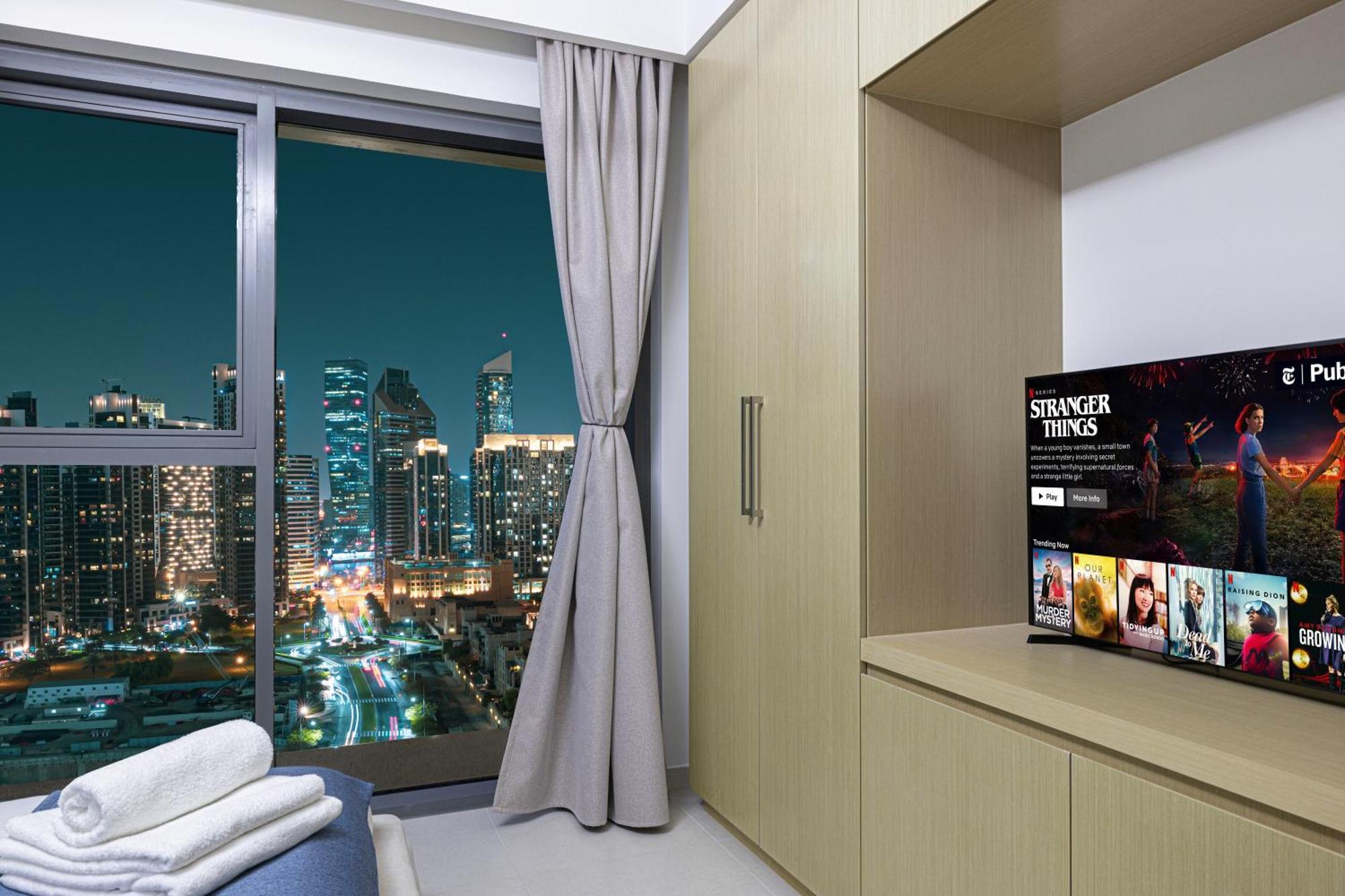 5 Minute Walk To The Fountains! Full Burj Khalifa View! 5-star Pool & Gym! Appartamento
